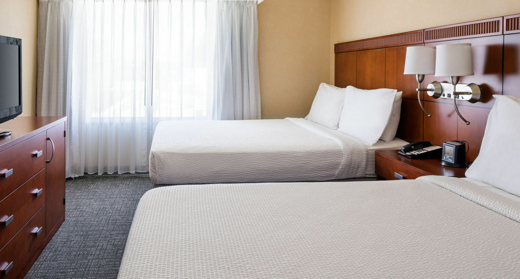 Courtyard By Marriott Sacramento Cal Expo Hotel Bagian luar foto